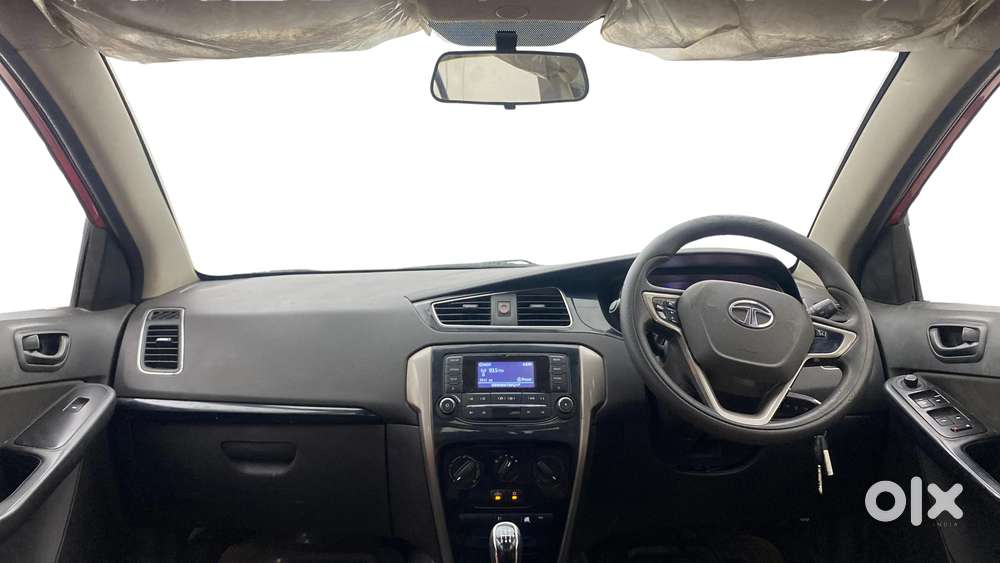 Tata Bolt Revotron Xms, 2015, Petrol