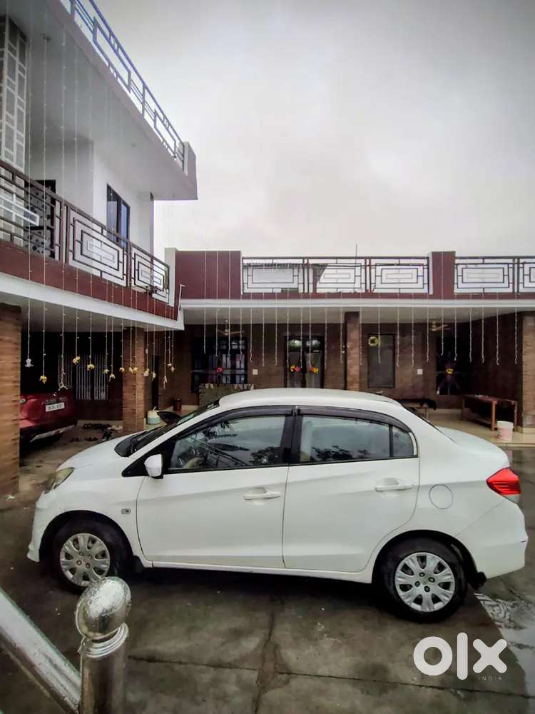 Honda Amaze 2015 Petrol 48000 Km Driven