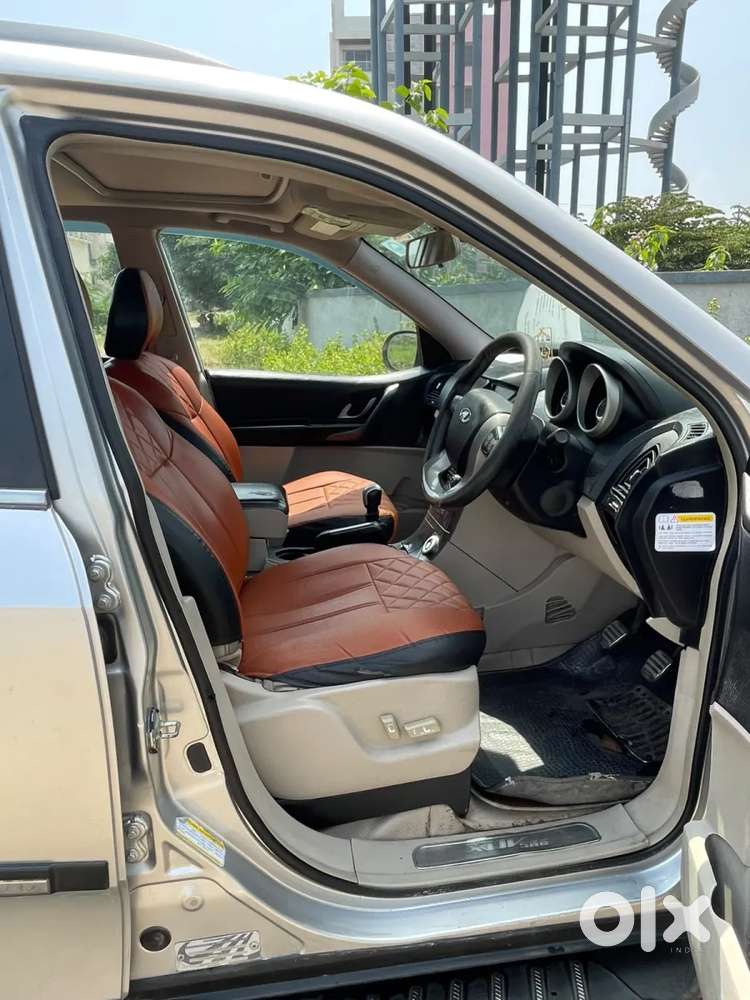 Mahindra Xuv500 At W10 Fwd, 2016, Diesel