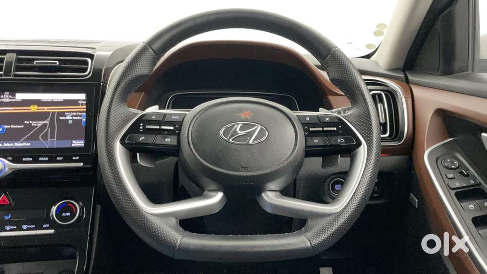 Hyundai Alcazar 2.0 Signature (o) Petrol At 7 Str, 2022, Petrol