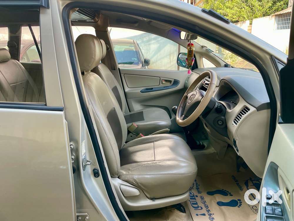 Toyota Innova 2012-2013 2.5 G (diesel) 8 Seater Bs Iv, 2012, Diesel