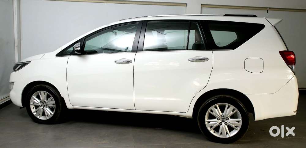 Toyota Innova Crysta 2.8 Zx At, 2016, Diesel
