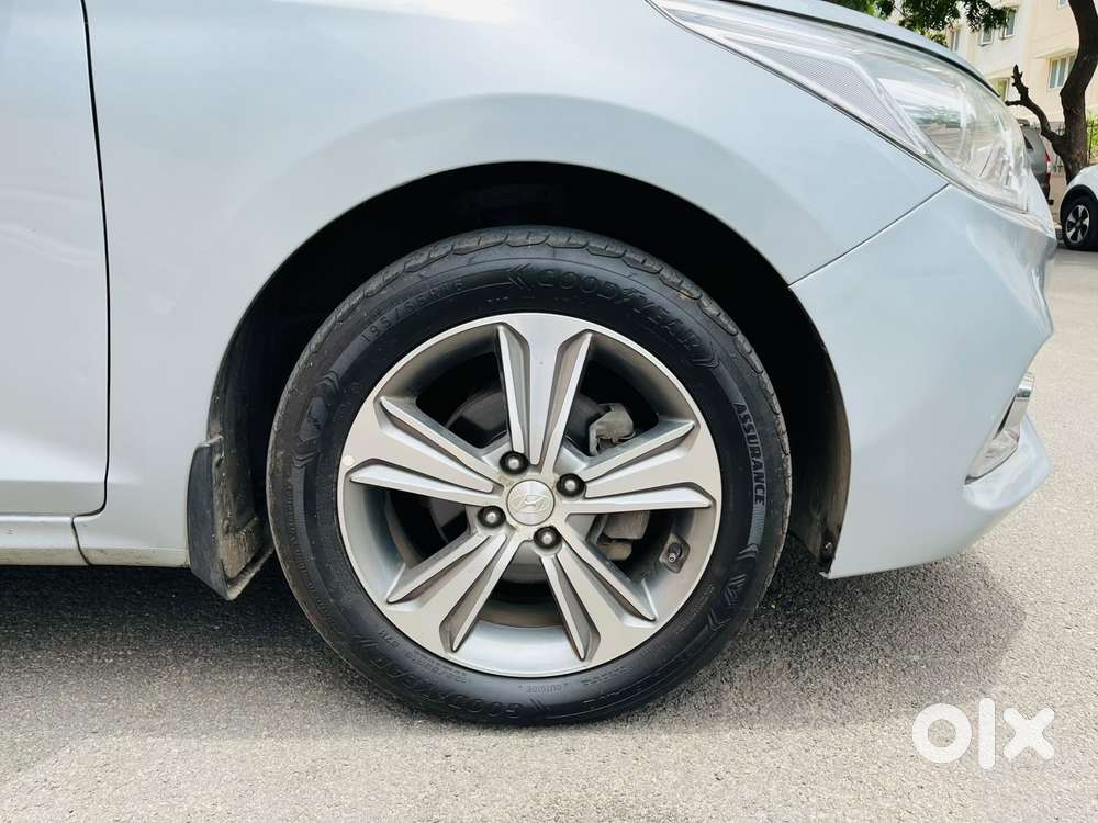 Hyundai Verna 1.5 Sx Petrol Mt, 2019, Petrol