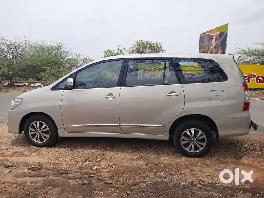 Tn39 Vehicle Toyota Innova 2.5 V 2015