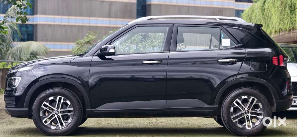Hyundai Venue 1.0 Sx (o) Turbo Dct, 2023, Petrol