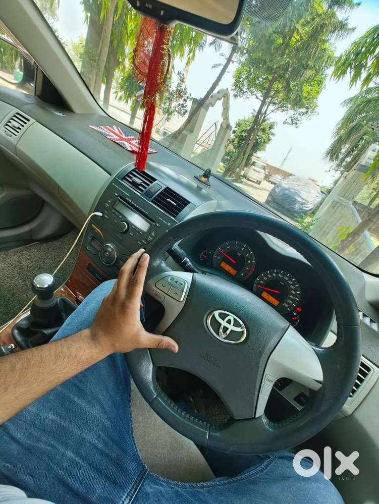 Toyota Corolla Altis 2011 Cng & Hybrids Well Maintained