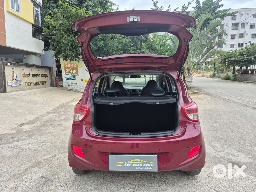 Hyundai Grand I10 Asta Option At, 2016, Petrol