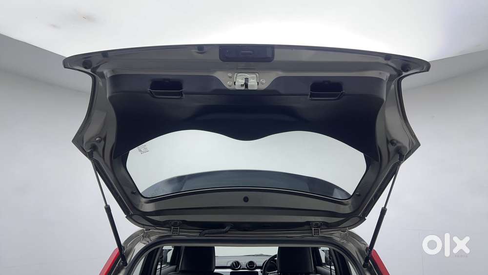 Maruti Suzuki Swift Vvt Vxi, 2022, Petrol