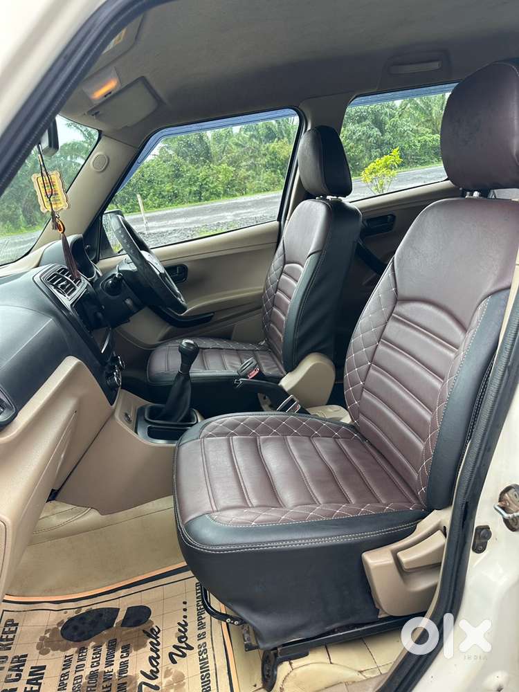 Mahindra Tuv 300 Plus 2019
