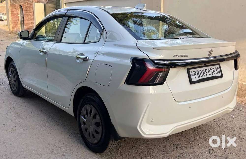 Maruti Suzuki Dzire, 2025, Petrol