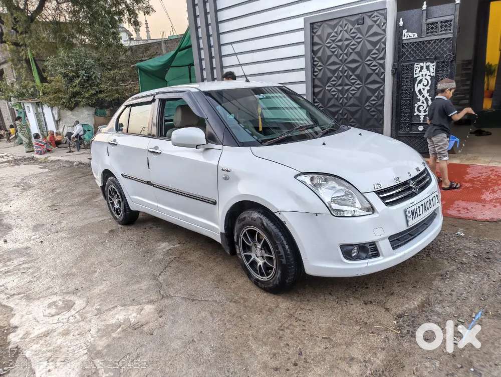 Maruti Suzuki Swift Dzire 2011