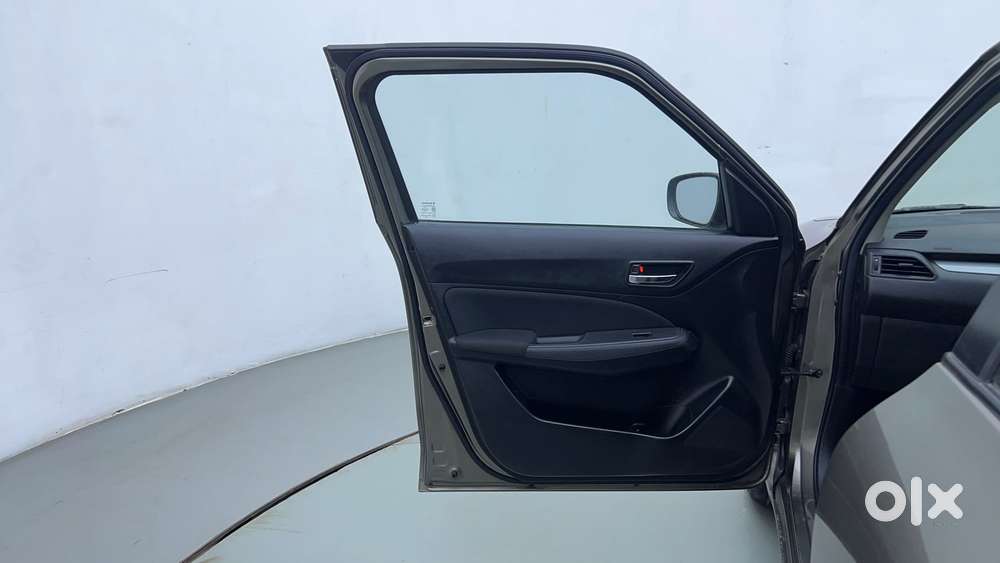 Maruti Suzuki Swift Amt Vvt Vxi, 2018, Petrol