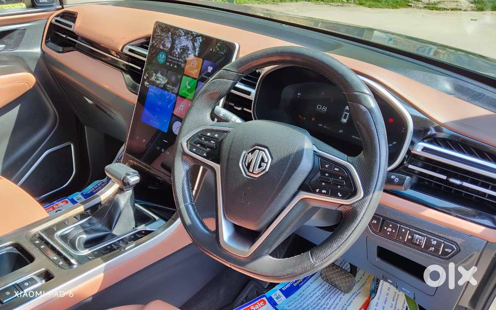 Mg Hector Plus Sharp Pro 1.5 Turbo Petrol Cvt 7 Str, 2023, Petrol