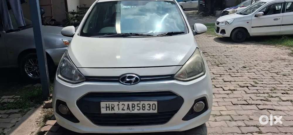 Hyundai Xcent Base 2016