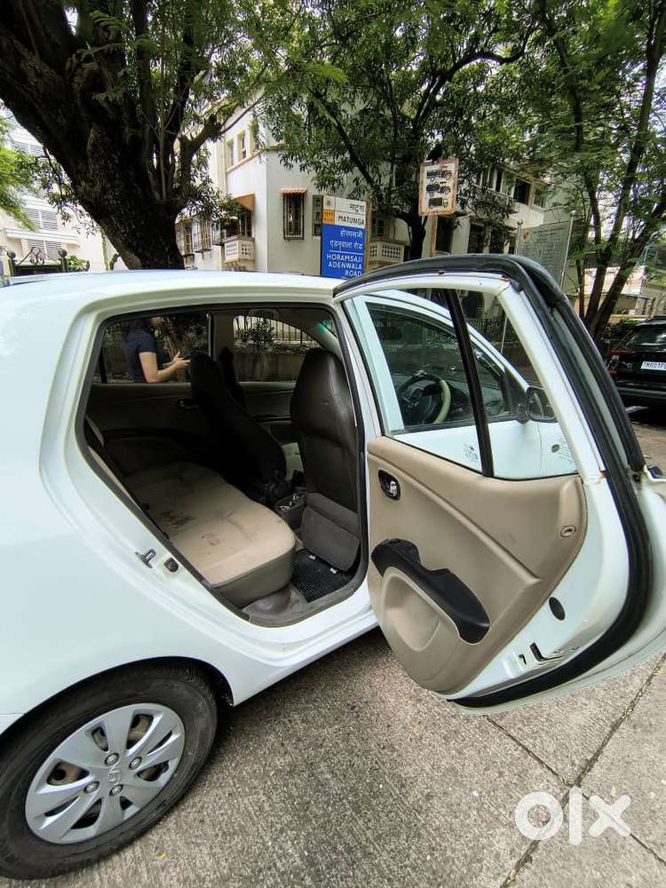 Hyundai I10 Sportz 2012