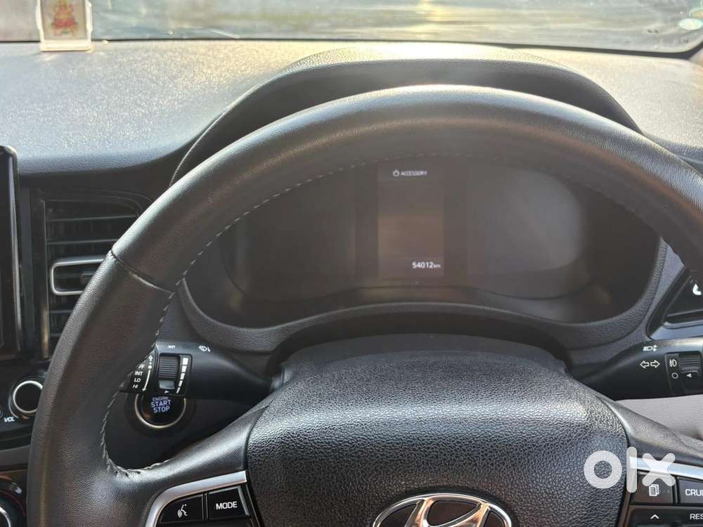 Hyundai Verna 2022 Diesel Well Maintained