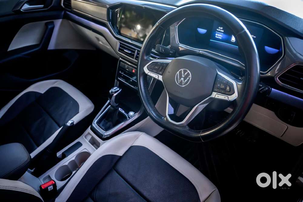 Volkswagen Taigun 1.0 Tsi Topline At, 2022, Petrol