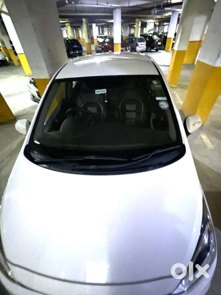 Hyundai Xcent 2015 Car
