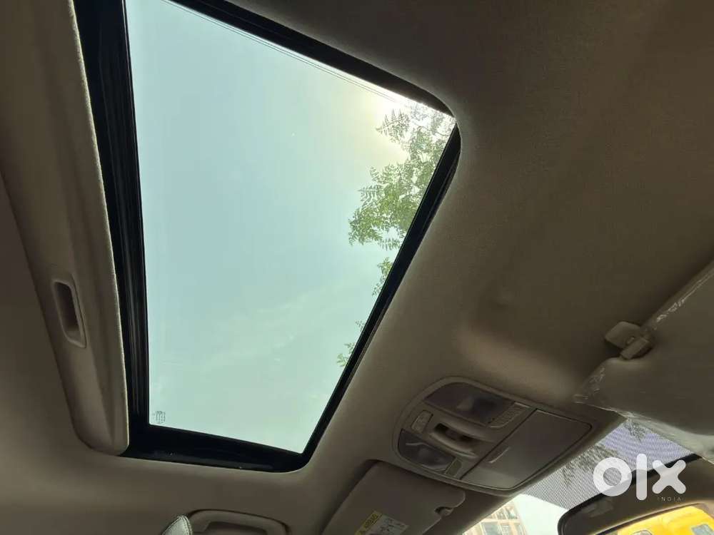 New Condition Kia Sonet Petrol Automatic Sale Urgent