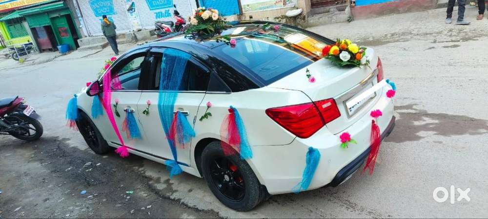 Chevrolet Cruiz Ltz 2013 
Sunroof 
Rc Insurance Ok
Good Conditions