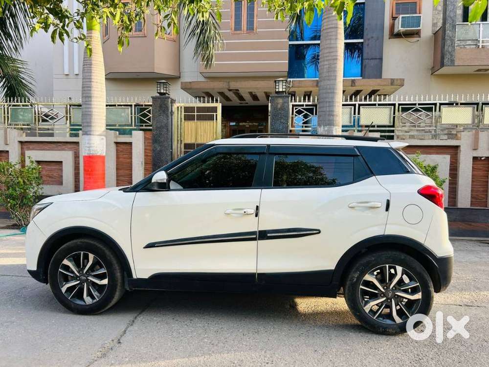 Mahindra Xuv300 W8 1.2 Petrol Dual Tone, 2021, Diesel