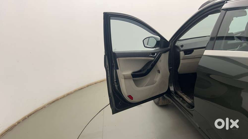 Tata Nexon 1.2 Revotron Xz Plus (o), 2022, Petrol