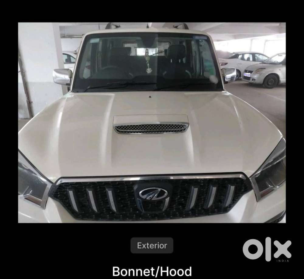 Mahindra Scorpio S10 Hybrid 2015