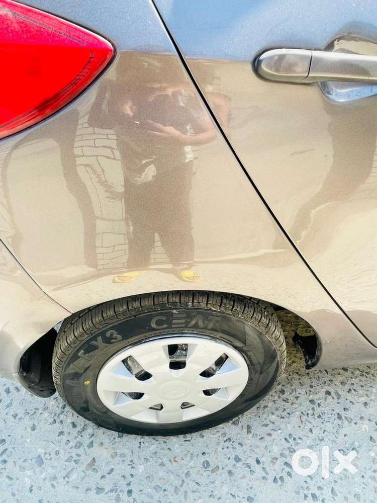 Tata Tiago Petrol 61000 Km Driven