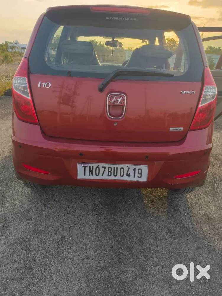 Hyundai I10 Sportz 1.2 2013 Complete  Company Service History ..