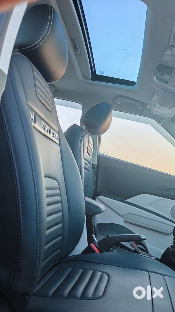 Mahindra Xuv 3xo Ax7l Petrol Mt, 2025, Petrol