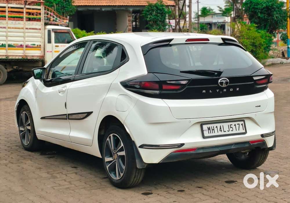 Tata Altroz Xz, 2024, Cng & Hybrids