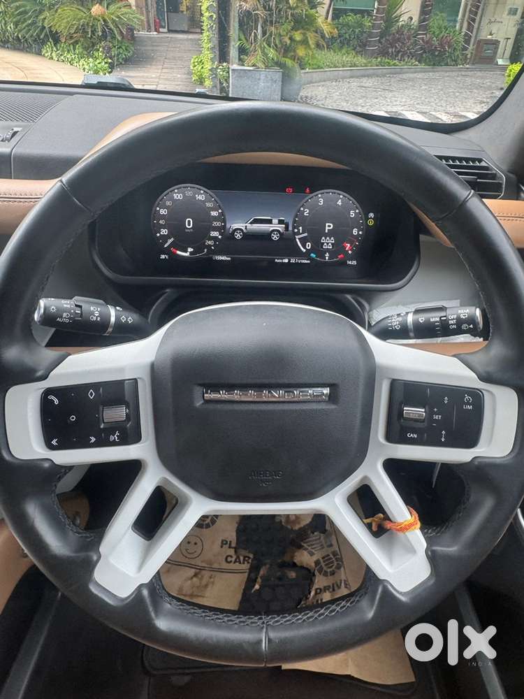Land Rover Defender 2025 Automatic