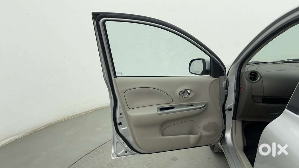 Nissan Micra Xv Cvt, 2015, Petrol