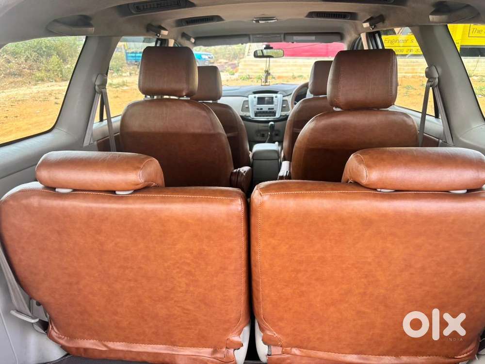 Toyota Innova 2013 Diesel Well Maintained