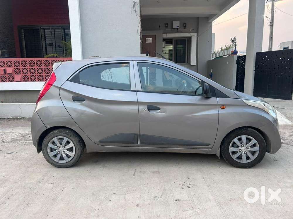 Hyundai Eon 2013 Cng & Hybrids Well Maintained