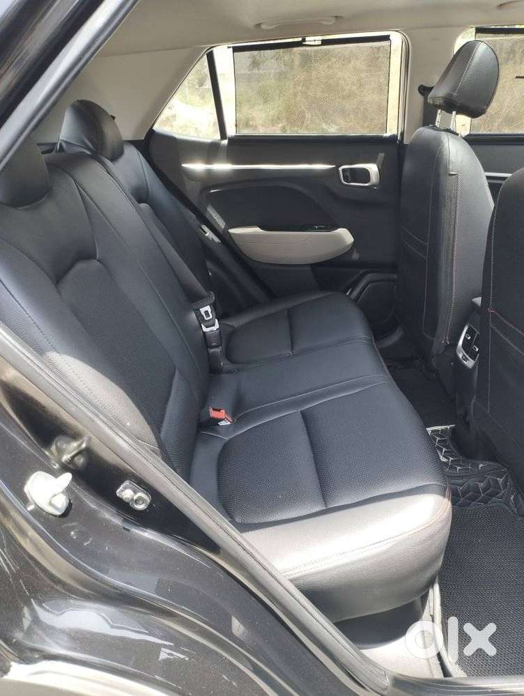 Hyundai Venue 1.0 S (o) Turbo Dct, 2025, Petrol