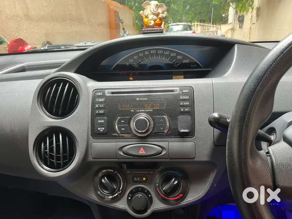 Toyota Etios Liva 2013