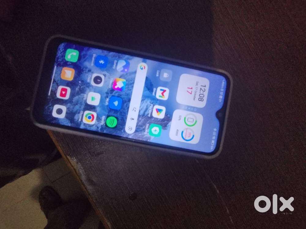 A reliable phone with a extremely good storage, function properly, nos