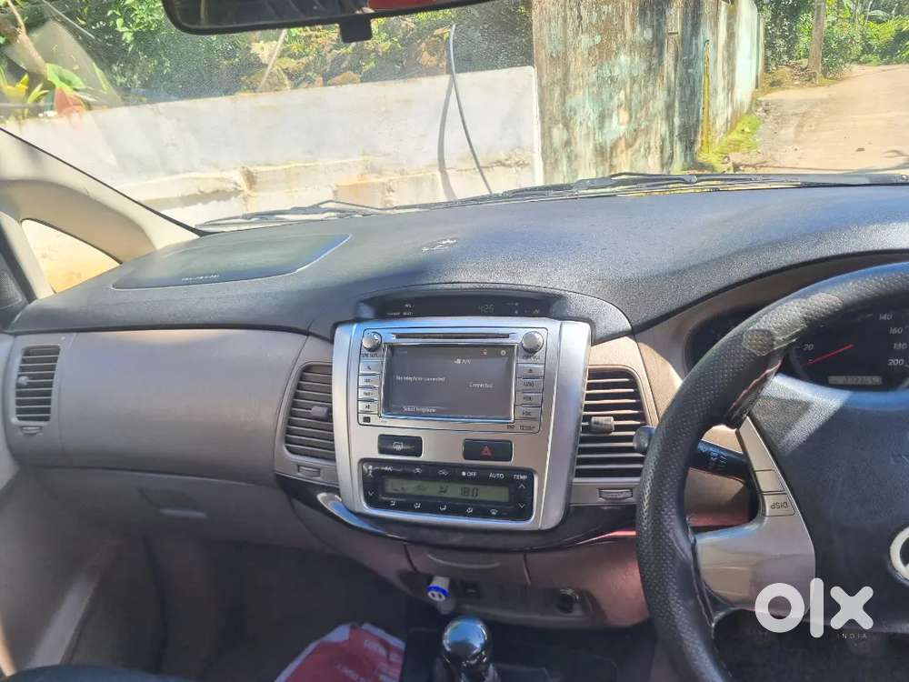 Toyota Innova Diesel 2016 V  Manual 270k Km