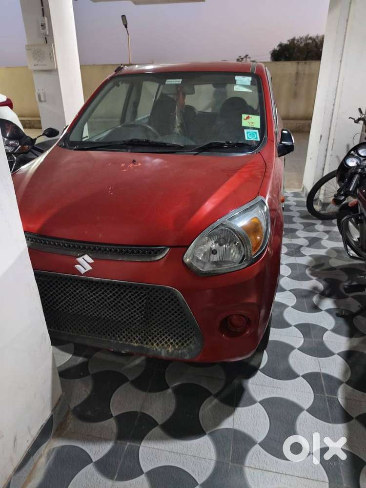 Alto 800 Lxi Dark Red Colour