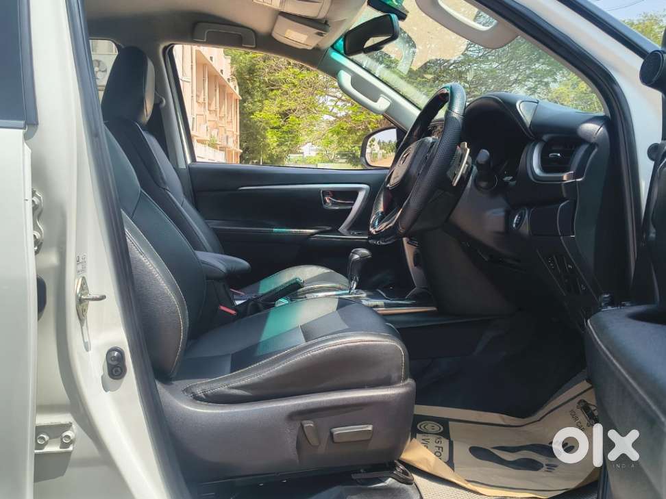 Toyota Fortuner 4x2 At 2.8 Diesel, 2022, Diesel