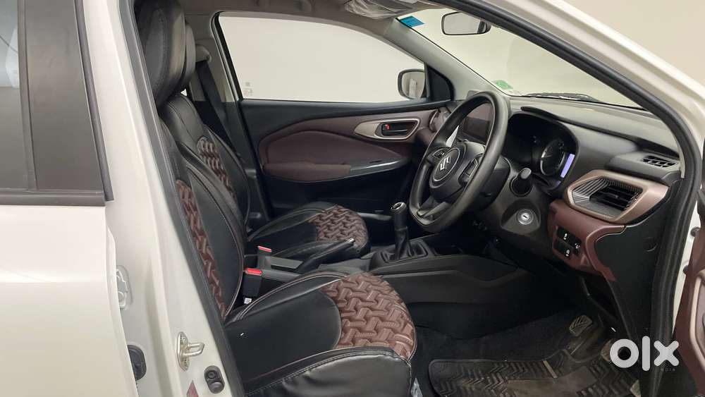 Maruti Suzuki Fronx Delta Plus 1.2l Mt, 2025, Petrol