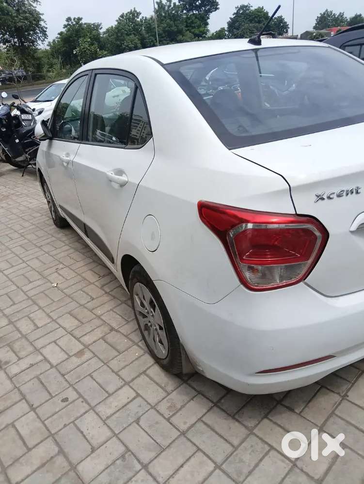Hyundai Xcent Crdi S 2016