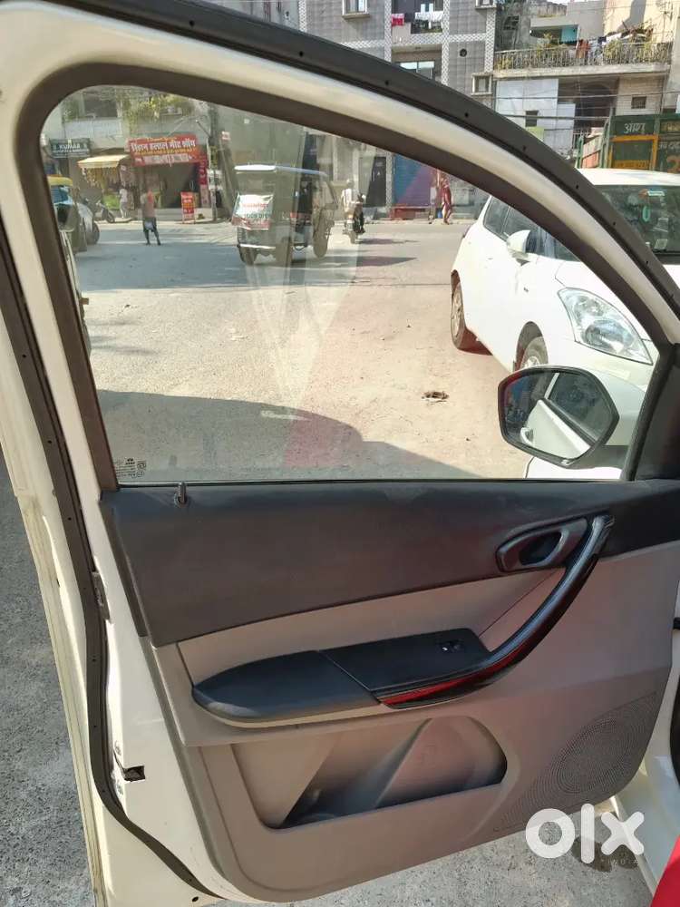 Tata Tiago Revotron Xt 2017