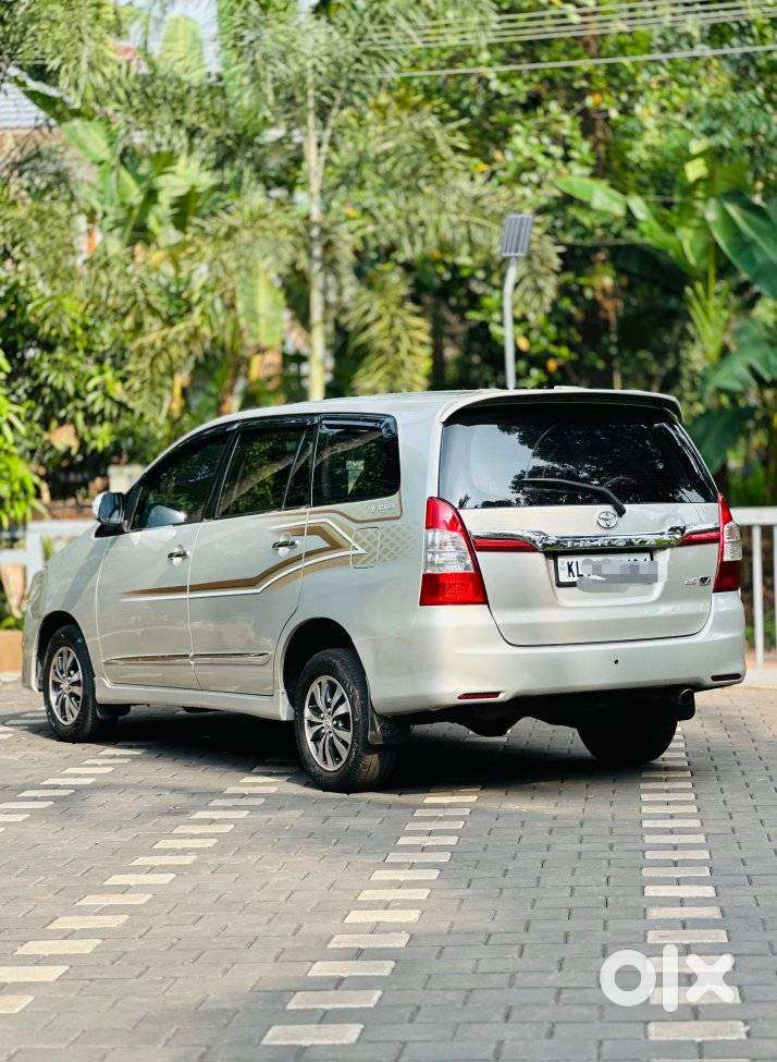 Toyota Innova 2.5 Vx 7 Str, 2015, Diesel