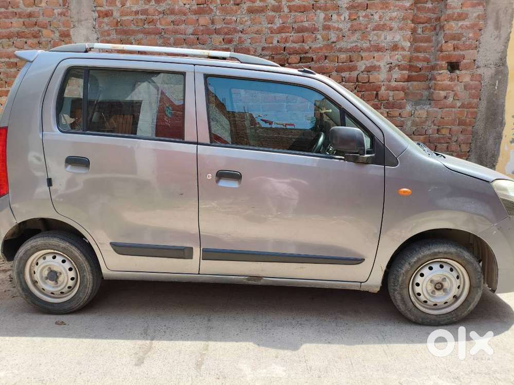 Wagon R, Lxi Cng + Petrol, June 2017 Model