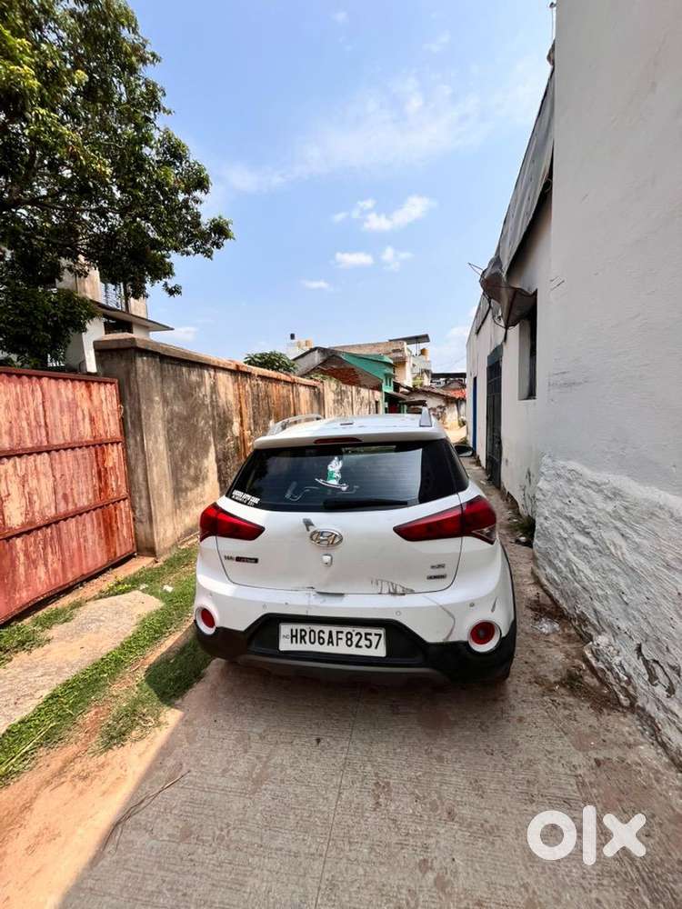 Hyundai I20 Active 2015 Diesel 102000 Kms Driven Good Condition Disel