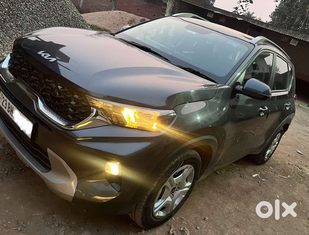 Kia Sonet Htk+ Petrol Manual (july 2023)  27k Km  Rewa Registered