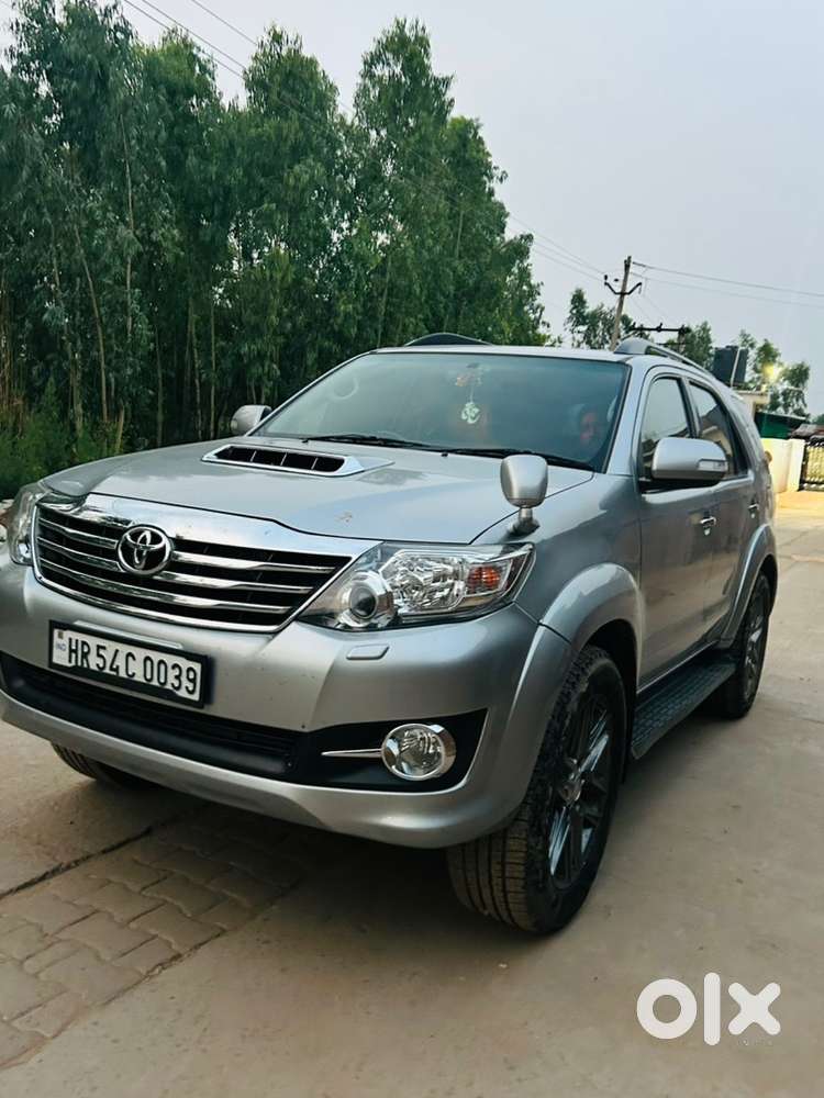 Toyota Fortuner Diesel 2015 Km