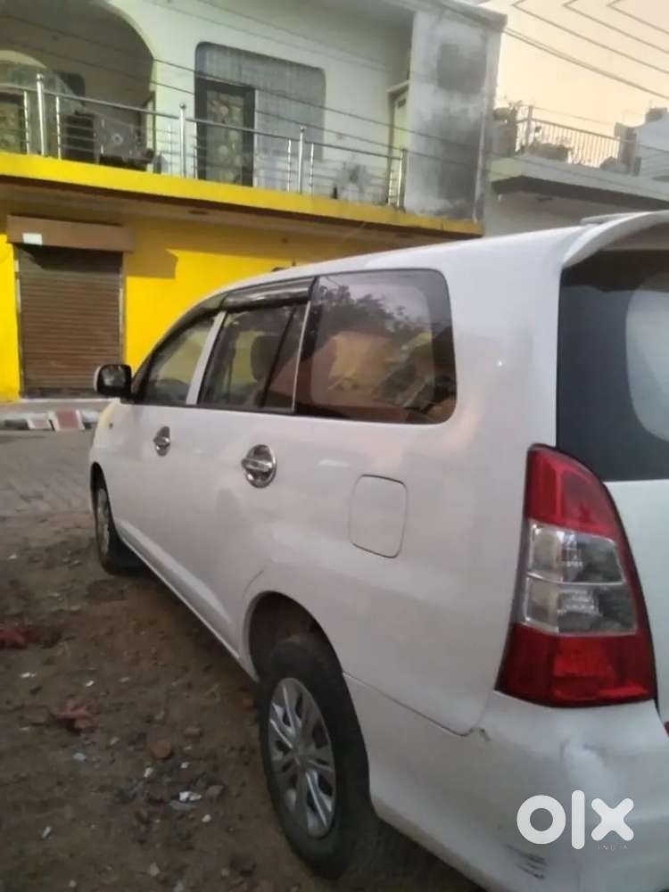 Toyota Innova Diesel 2015